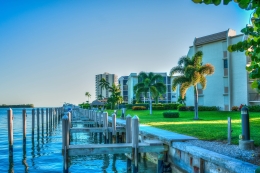 Florida Immobilien in Marco Island kaufen. Immobilienangebote - Häuser, Wohnungen, Grundstücke. Immobilienmakler Südwestflorida.